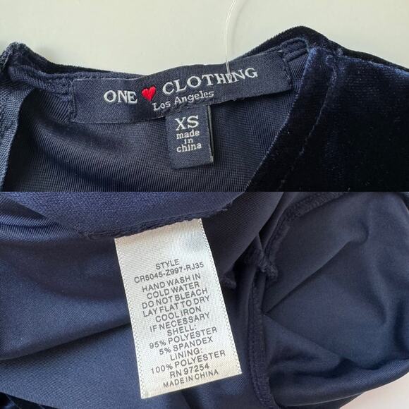 NWT One Clothing Navy Blue Velour Long Sleeve Romper Women's XS - Picture 10 of 10